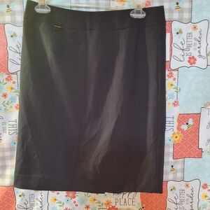 NWT  CALVIN KLEIN NAVY ZIPPERED SLITTED ABOVE KNEE PENCIL SKIRT